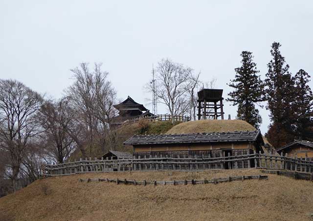 Asuke-Castle.jpg