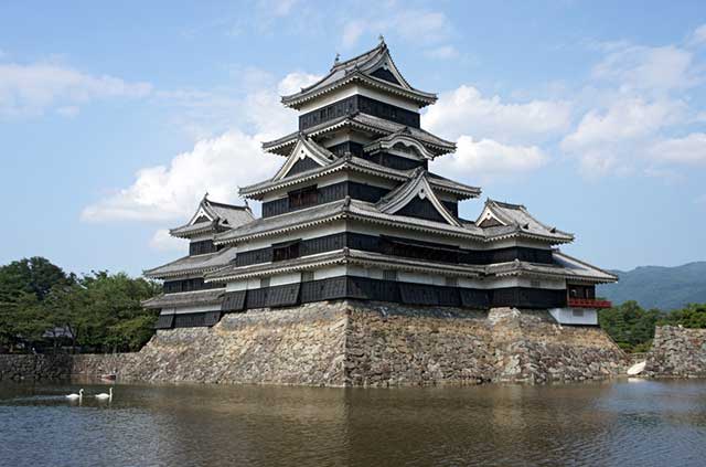 EdoCastle.jpg